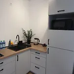 Vesta M52 Free Parking 3* Szczecin