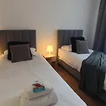 Vesta M52 Free Parking Apartmanhotel 3*