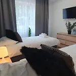 Vesta M52 Free Parking 3* Szczecin