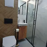 Apartmanhotel Vesta M52 Free Parking 3*