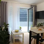 Vesta M52 Free Parking 3* שצ'צ'ין