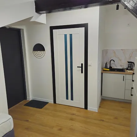 Vesta M52 Free Parking