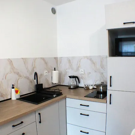 Vesta M52 Free Parking 3*