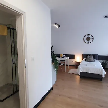 Vesta M52 Free Parking Hotel apartamentowy