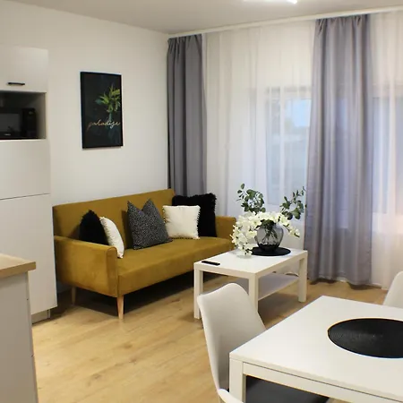 Vesta M52 Free Parking