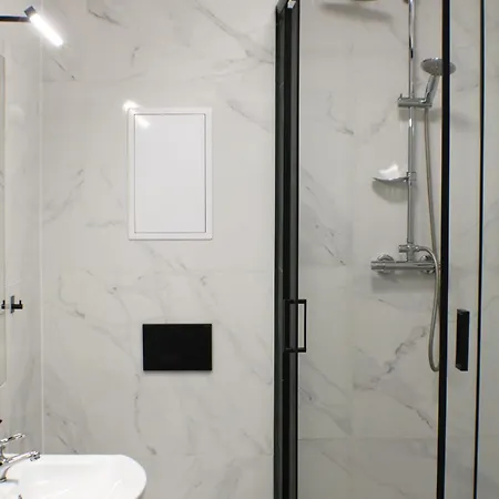 Vesta M52 Free Parking 公寓式酒店 什切青