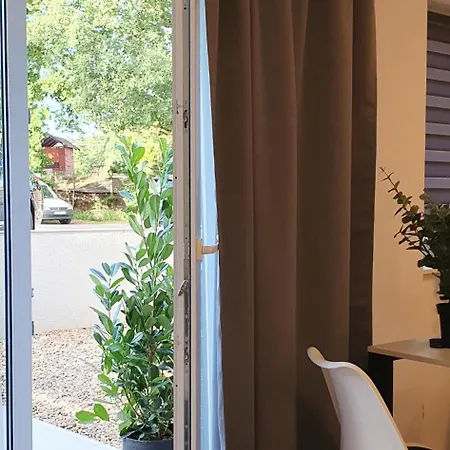 Hotel apartamentowy Vesta M52 Free Parking