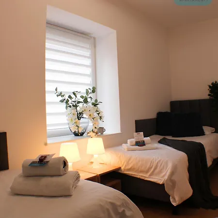 Vesta M52 Free Parking 什切青