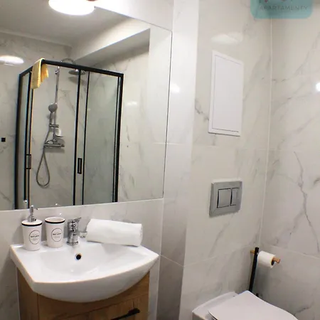 Vesta M52 Free Parking シュチェチン