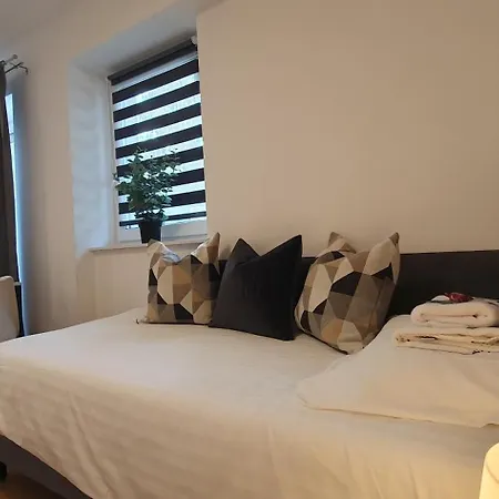 Vesta M52 Free Parking