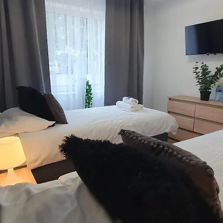 Vesta M52 Free Parking 3* Szczecin