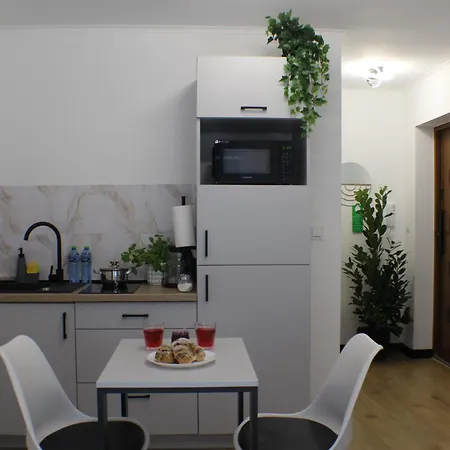 Vesta M52 Free Parking