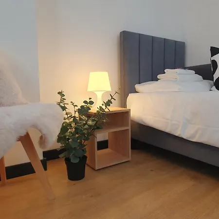 Vesta M52 Free Parking 3* Szczecin