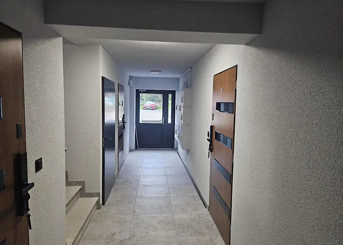 Vesta M52 Free Parking Estetino