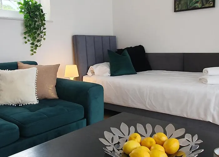 Vesta M52 Free Parking Apartahotel