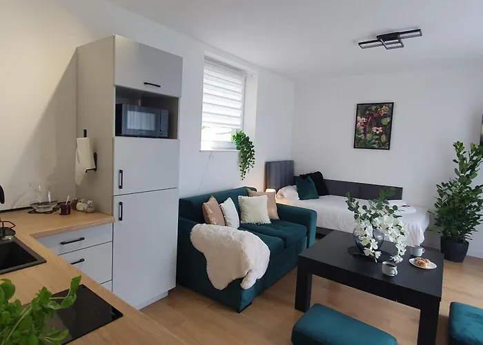 Vesta M52 Free Parking Apart-hotel Estetino