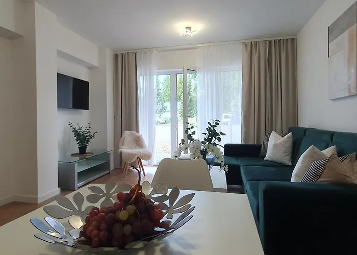 Vesta M52 Free Parking Apartahotel 3*