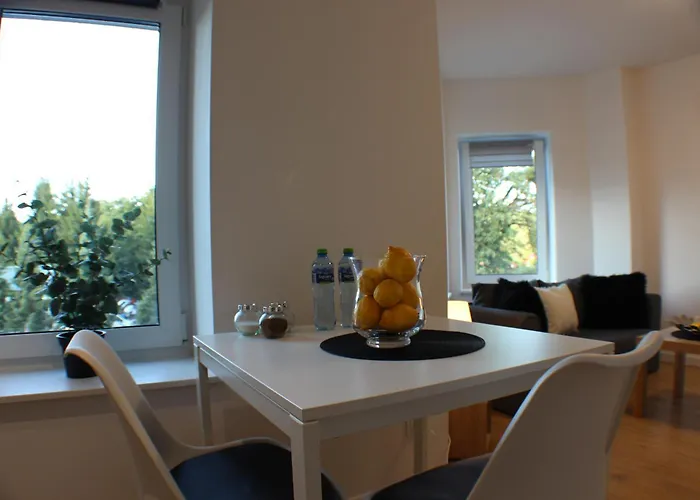 Vesta M52 Free Parking 3*