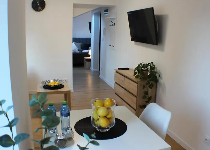 Vesta M52 Free Parking 3*