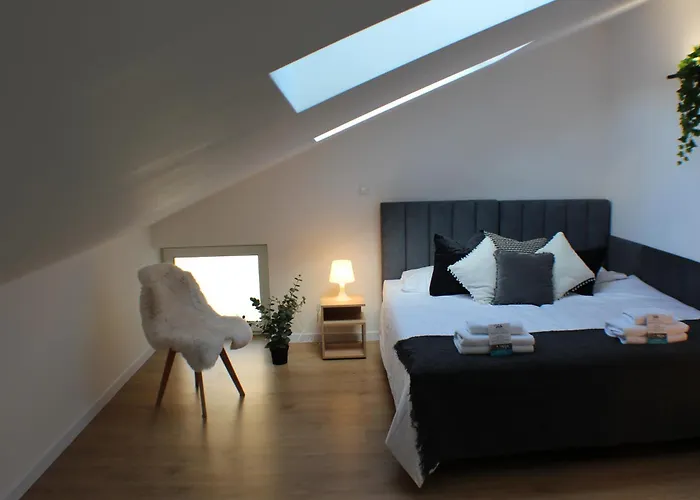 Vesta M52 Free Parking 3* Szczecin