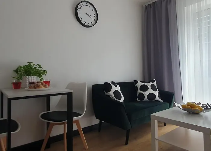 Vesta M52 Free Parking